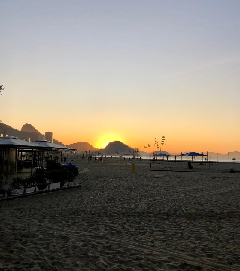 Copa Beach Home - Copacabana Posto 4 Quadra Da Praia Rio de Janeiro Dış mekan fotoğraf